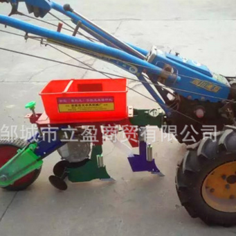 立盈機(jī)械施肥播種一體機(jī) 精量播種新選擇，高清細(xì)節(jié)全解析